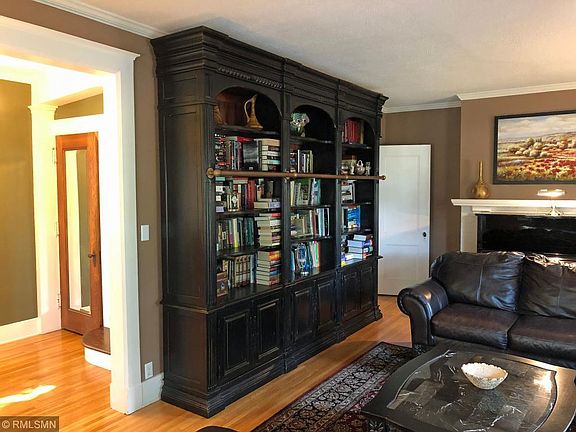 5th image of 1040 Laurel Ave