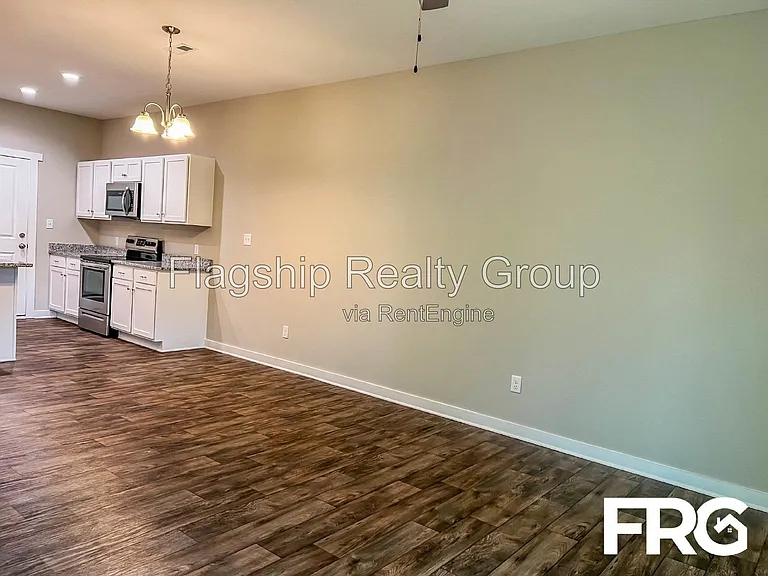 1501 S Taylor St — Photo 24