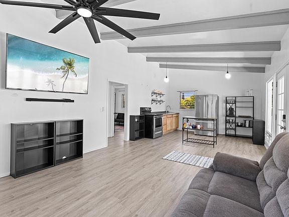 4th image of 16-1375 Pohaku Cir