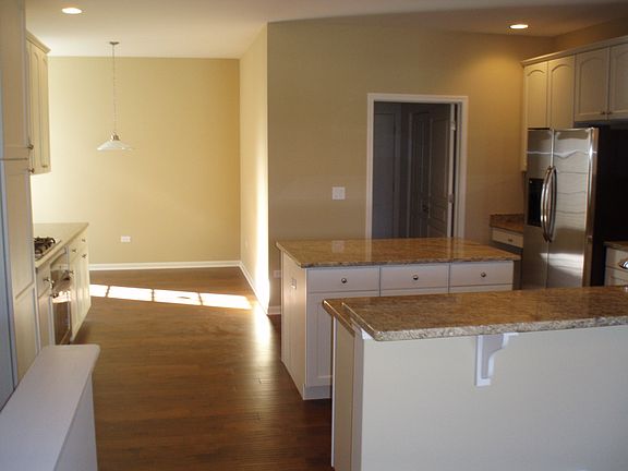 2632 Camberley Circle