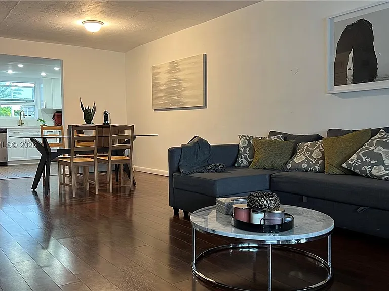 2061 NE 123rd St #2061 — Photo 5
