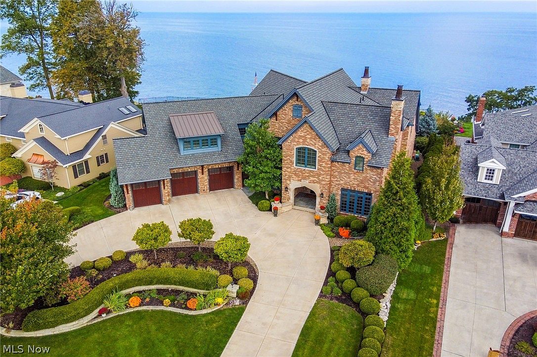 21916 Avalon Dr, Rocky River, OH 44116 Zillow