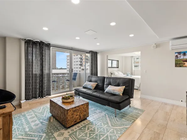 2442 Kuhio Ave APT 1102, Honolulu, HI 96815