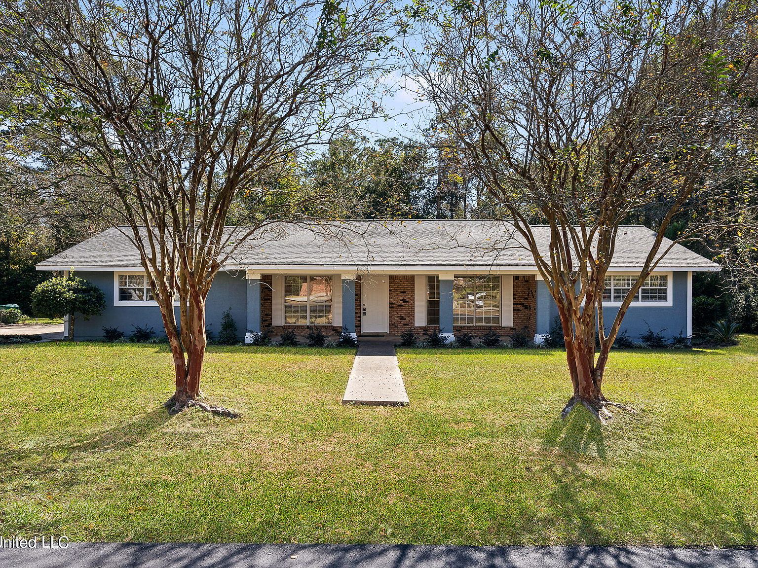 56114 Diamondhead Dr E, Diamondhead, MS 39525 MLS 4063644 Zillow