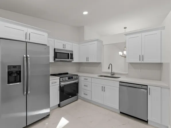 8273 Springtree Road, Boca Raton, FL 33496