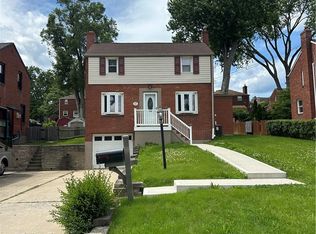 2062 Elmbrook Ln, Pittsburgh, PA 15243