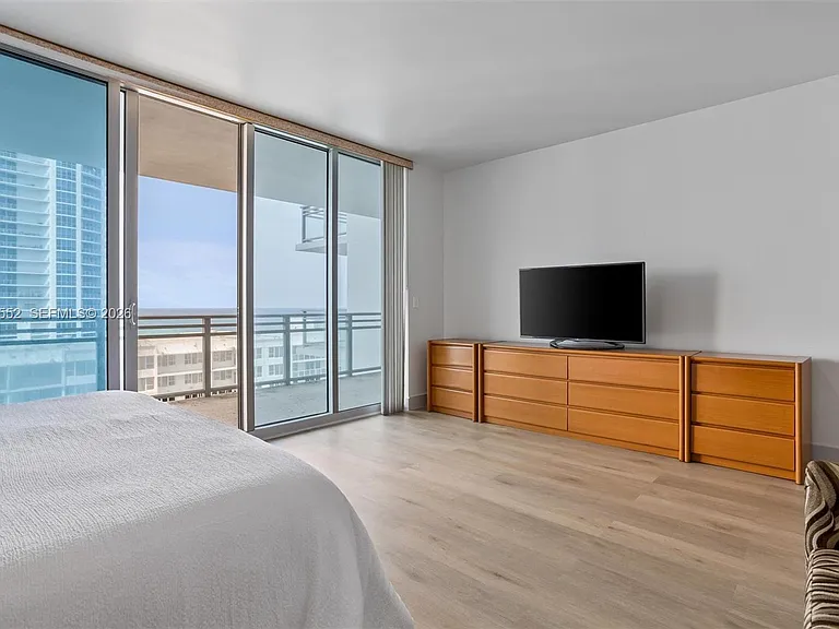 3535 S Ocean Dr #1703 — Photo 14
