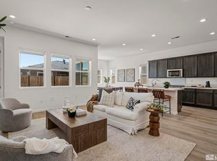 7337 Oakmont Ln, Sparks, NV 89436