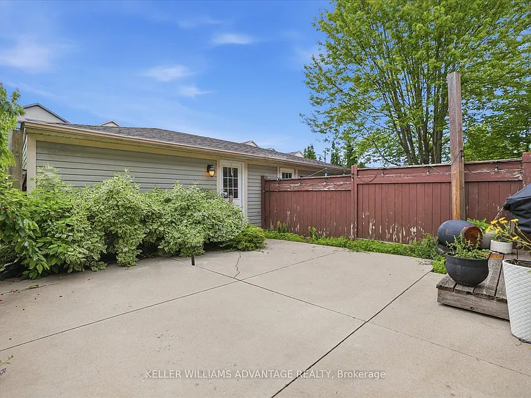 46 Sarah Ashbridge Ave — Photo 41