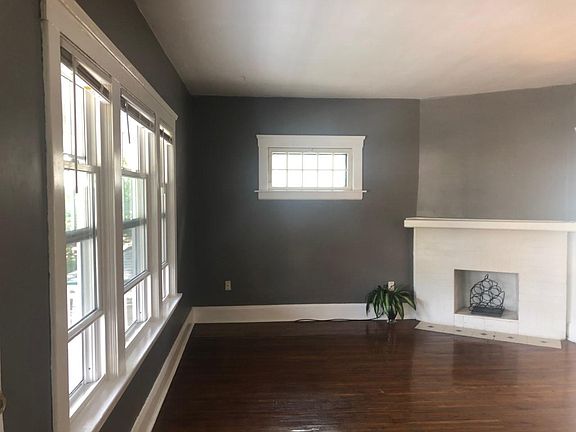 3rd image of 1340 Cranford Ave