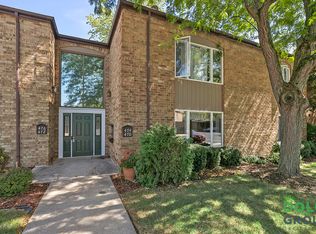 474 Barkwood Dr NW, Grand Rapids, MI 49534