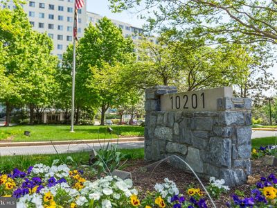 10201 Grosvenor Pl APT 421, Rockville, MD, 20852