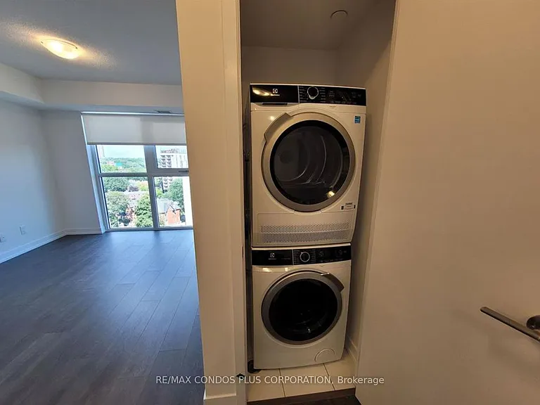 219 Dundas St E #1212 — Photo 12