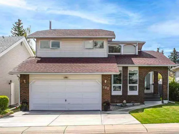 180 E Woodglen Way SW, Calgary, AB T2W 4T3