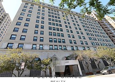 1st image of 2100 N Lincoln Park W #8B