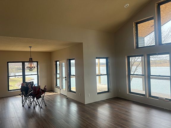 5th image of 10122 S Wildflower Dr