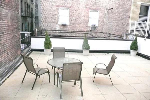 Rented by Sheila M Apfel, LREB | media 38