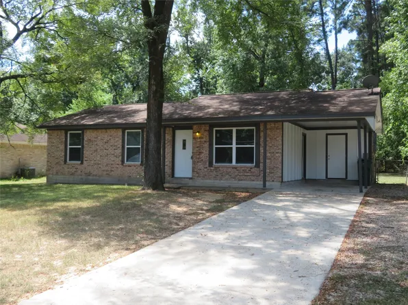 109 Laurie Ln, Willis, TX 77378