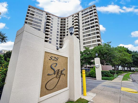 2nd image of 3525 Sage Rd APT 704