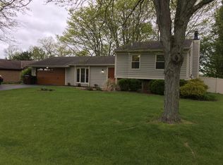 7631 Whitehall Cir, West Chester, OH
