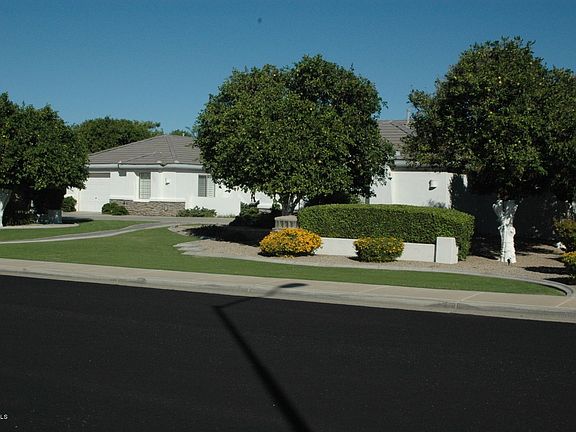 2nd image of 3956 E Fairfield Cir