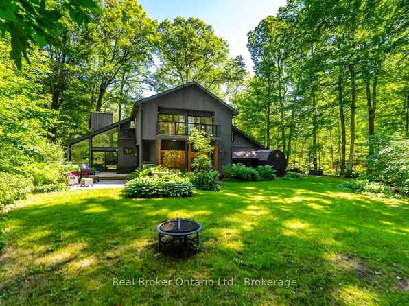 841 Portage Park Ln, Midland, ON L4R 5G3