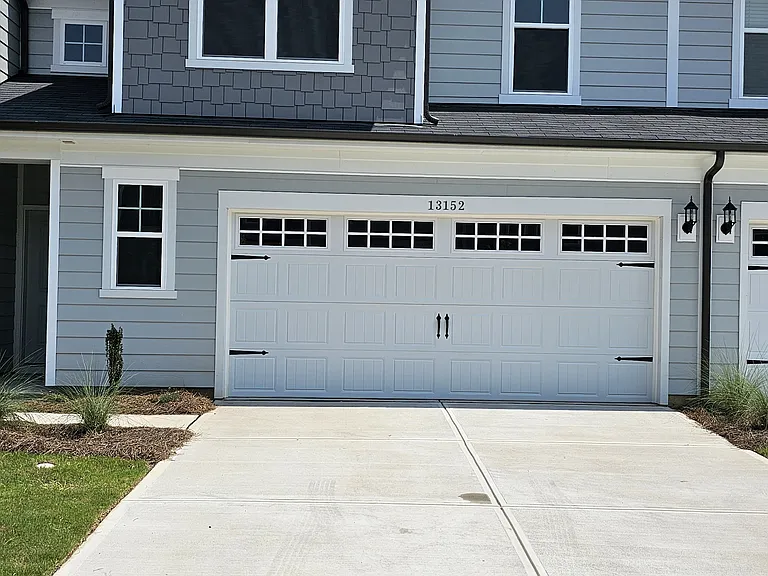 13152 Rover St — Photo 2