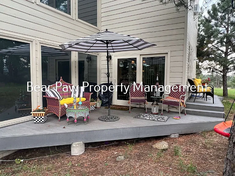 1617 Shooting Star Dr — Photo 43