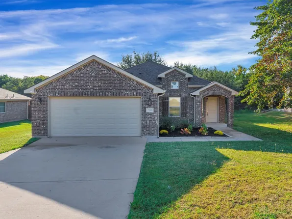 7202 Mistletoe Trl, Granbury, TX 76048
