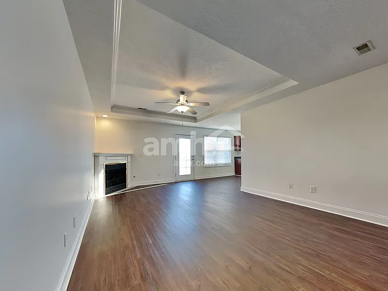 7800 Wisdom Ln — Photo 7