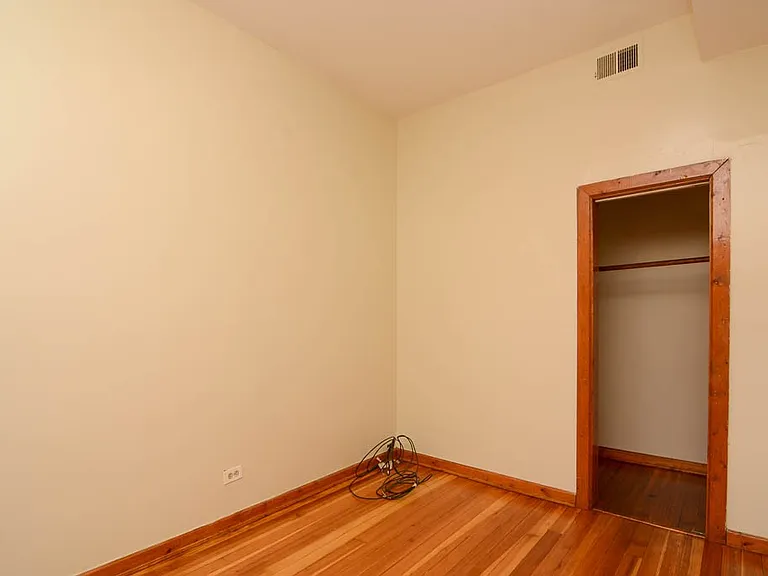 2825 N Milwaukee Ave #2 — Photo 16
