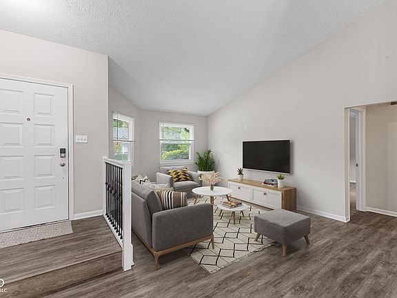 3rd image of 10916 Geist Woods North Dr