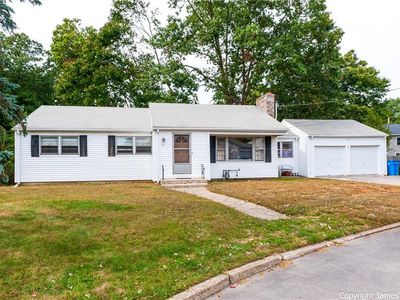 25 Edendale Dr, Lincoln, RI, 02865