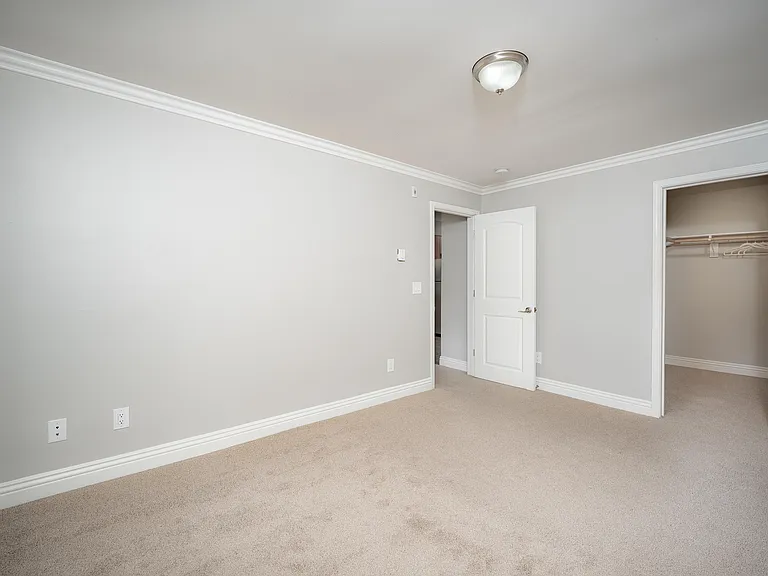 Regency #118 2bed1