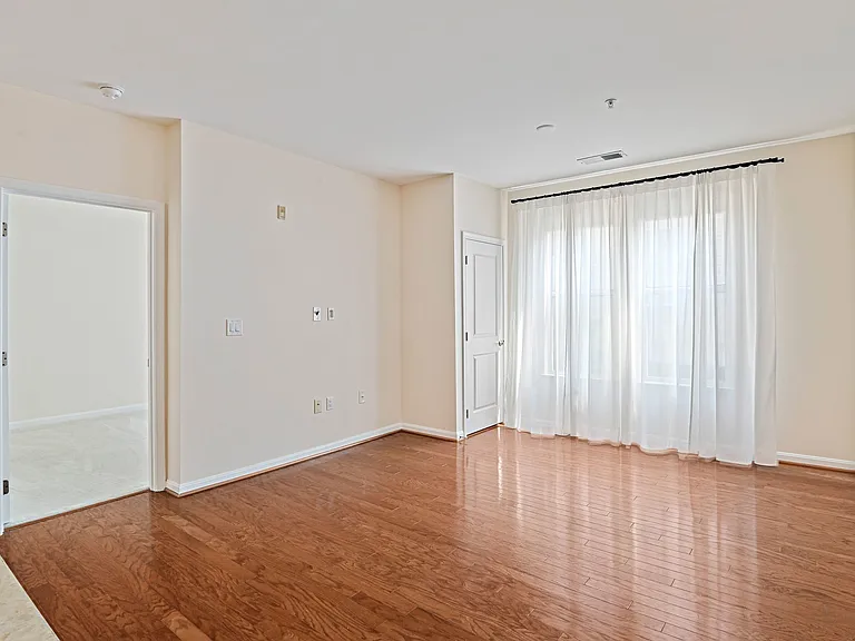 2655 Prosperity Ave #239 — Photo 12