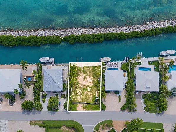 232 W Seaview Cir, Duck Key, FL 33050