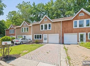 20 Mevan Ave, Englewood, NJ 07631