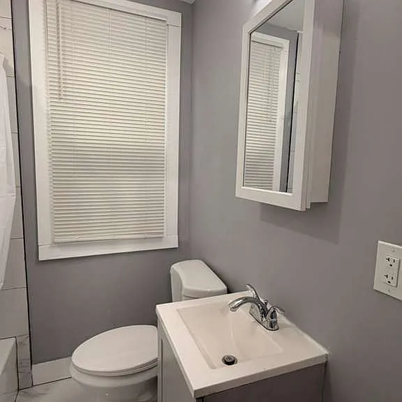 1561 Chapel St #1B — Photo 11