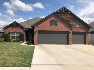 515 Jaguar Ln, Enid, OK 73703