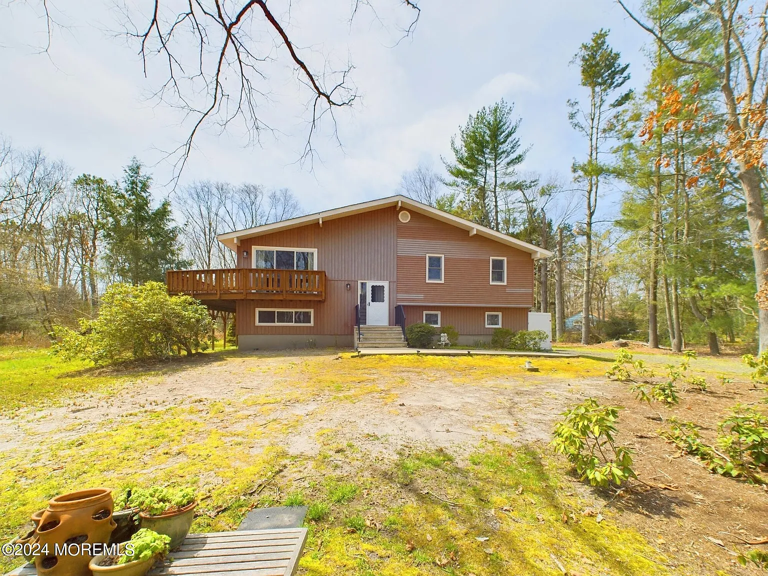 516 Frank Applegate Road photo 1