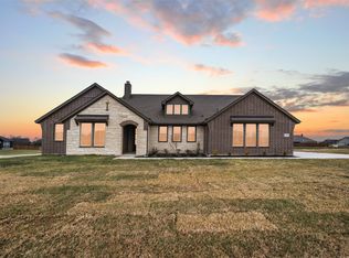 2461 Blackjack Oak Rd, Terrell, TX 75161