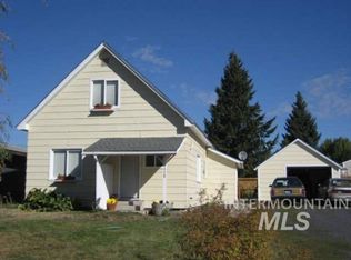 1928 E F St, Moscow, ID 83843