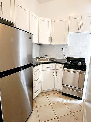4th image of 350 W 85th St APT 25