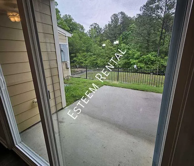 110 Fargale Ln — Photo 20