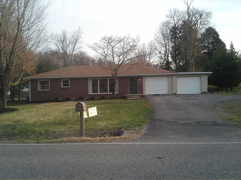 1st image of 3704 Essary Dr