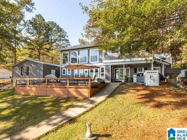 908 Davis Acres Dr, Alpine, AL 35014