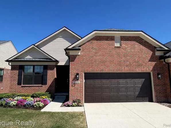 55638 Oak Pointe Dr, Utica, MI 48315