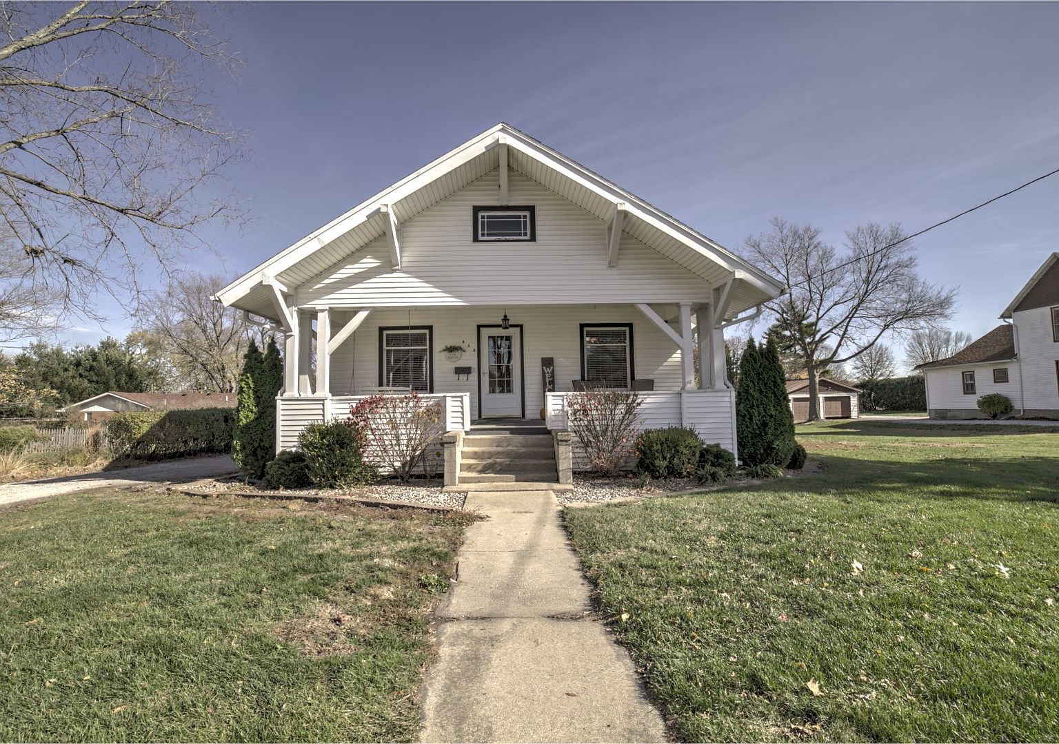 432 S 6th St, Watseka, IL 60970 Zillow