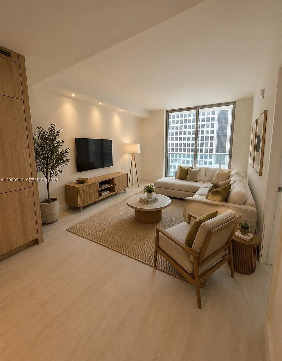 1 bed, 1.0 bath, $4,200 — Photo 2