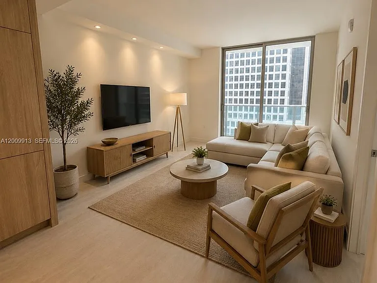 77 SE 5th St #1811 — Photo 13